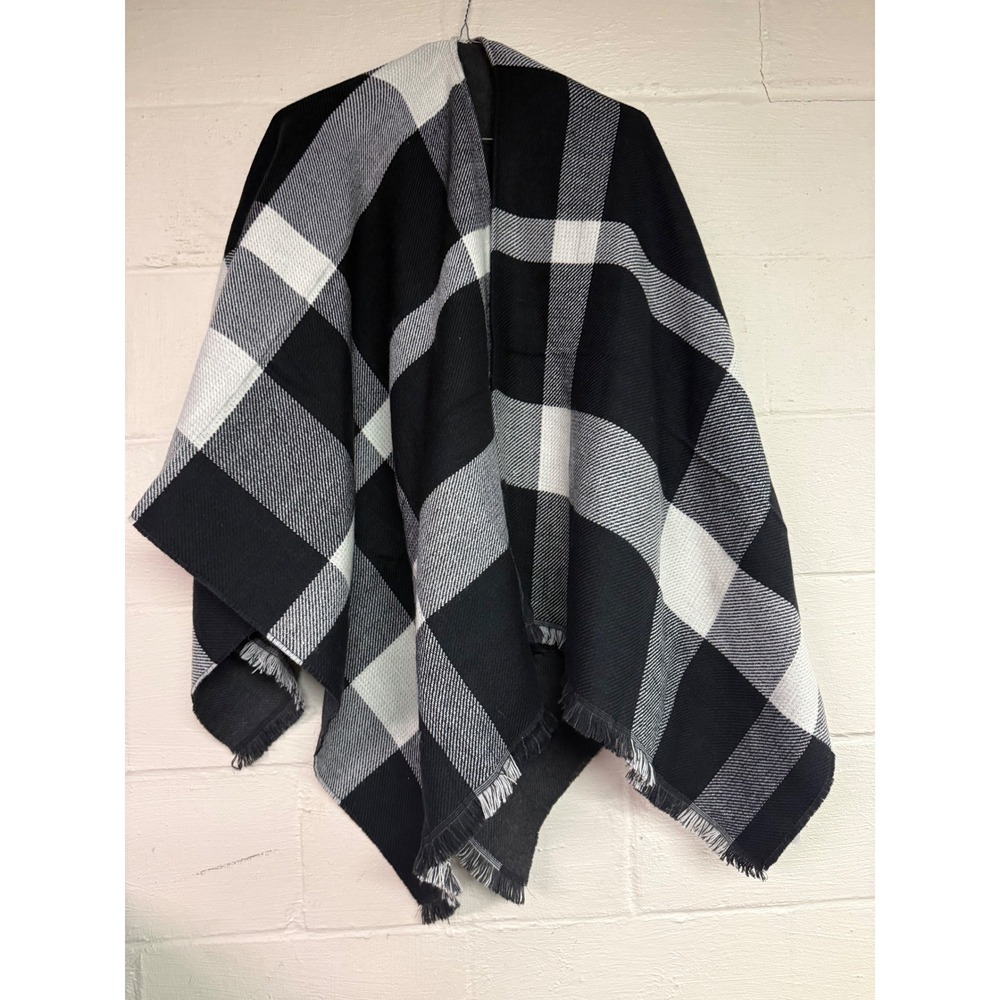 Banana Republic Black White Buffalo Plaid Reversible Poncho Wrap Fringe One Size